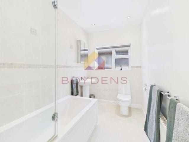 House for sale in Fordham Heath, Essex