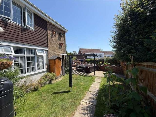 House for sale in Perryfields, West Sussex