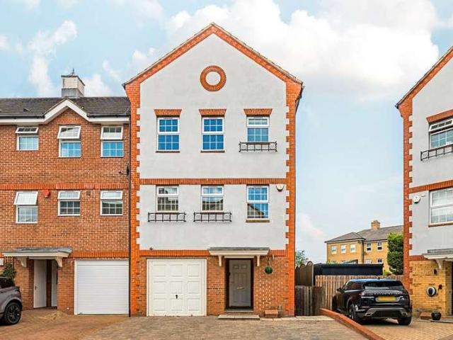 House for sale in Row Town, Surrey