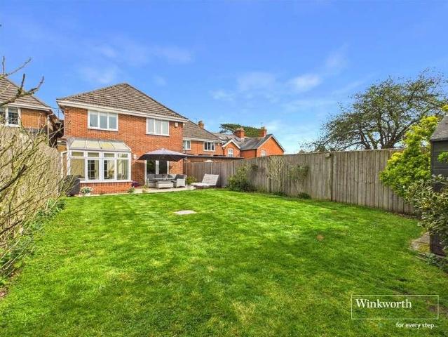 House for sale in Wash Common, Enborne