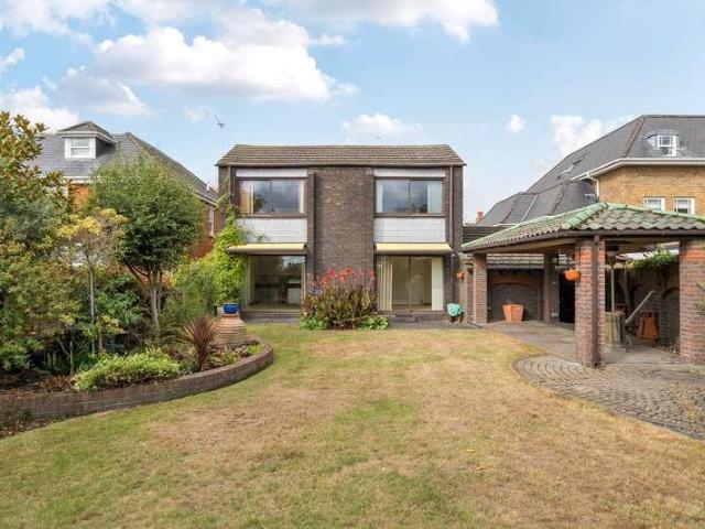 House for sale in East Molesey, Elmbridge