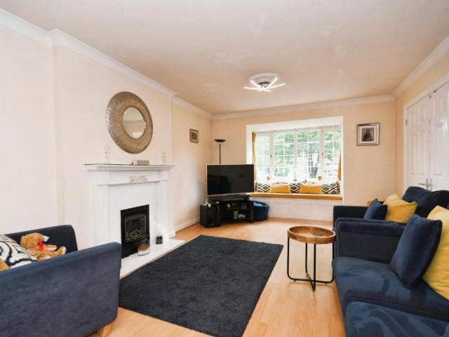 House for sale in Moscar Cottages, South Yorkshire
