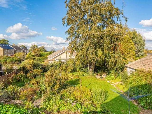 House for sale in Holcombe