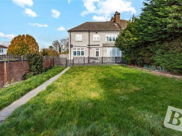 House for sale in Romford, Havering