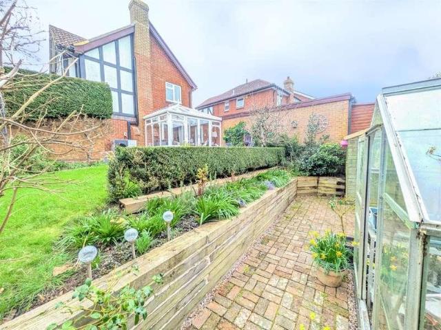 House for sale in Uckfield, Cross In Hand