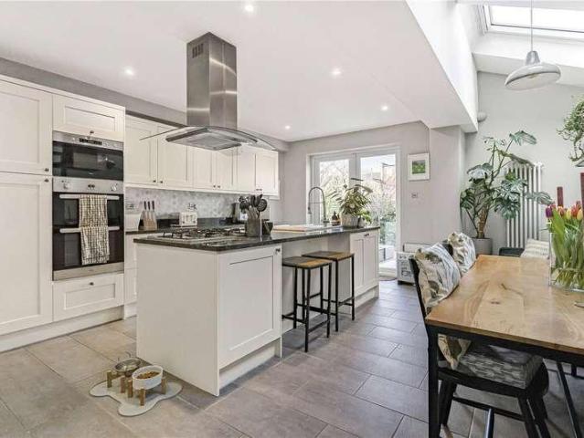 House for sale in Beckenham, Penge