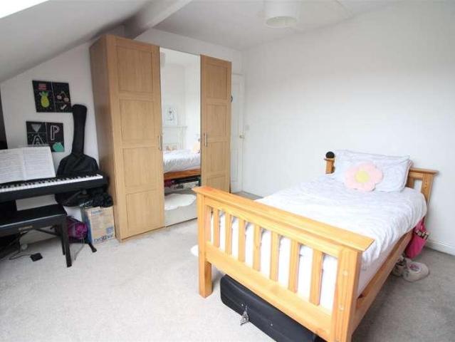 House for sale in Micklefield, West Yorkshire
