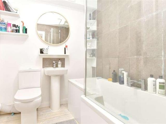 House for sale in The Bridge, Kent