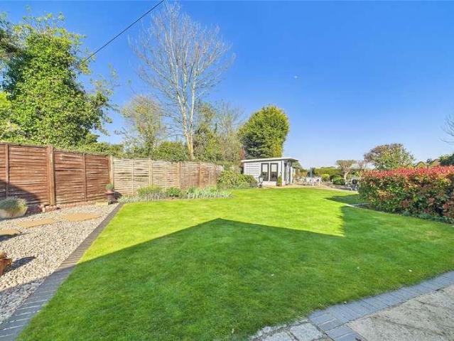 House for sale in Maidenhead, Taplow
