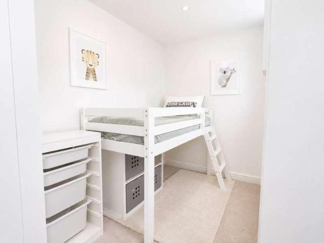 House for sale in Borehamwood, Hertsmere