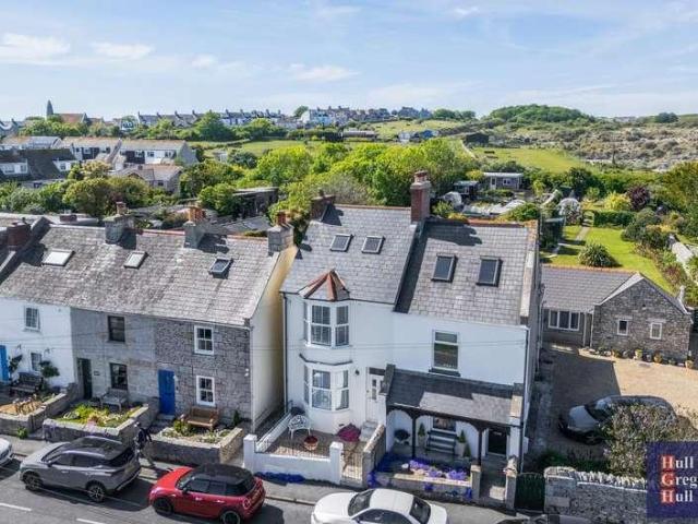 House for sale in Southwell, East Dorset
