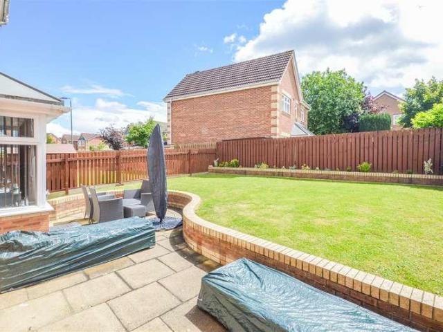 House for sale in Normanton and Altofts, Old Snydale