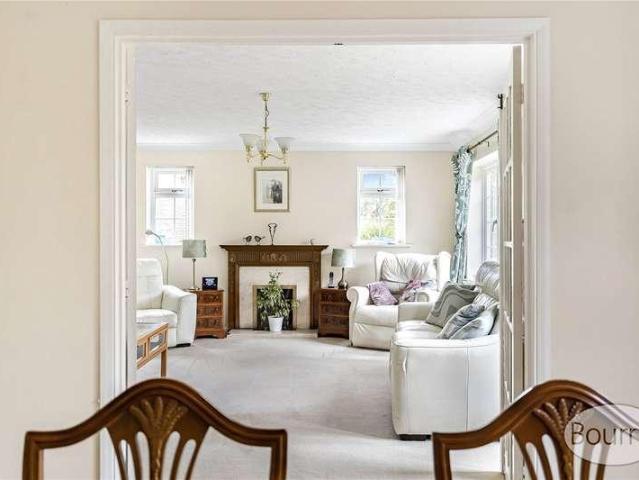 House for sale in Horsell, Woking