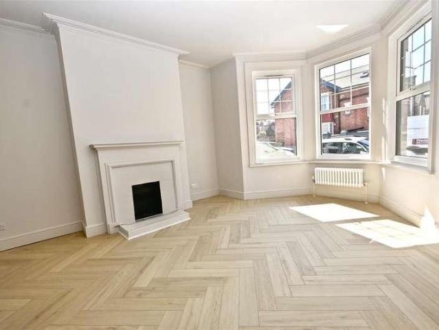House for sale in Roselands, Eastbourne
