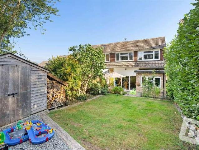 House for sale in Navestock Side, Essex