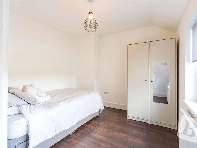 House for sale in Dagenham, Isle Of Man