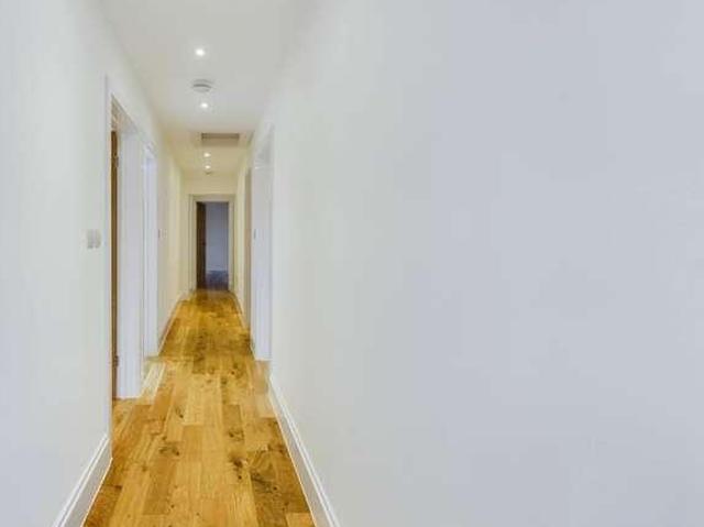House for sale in Luton, Hockwell Ring