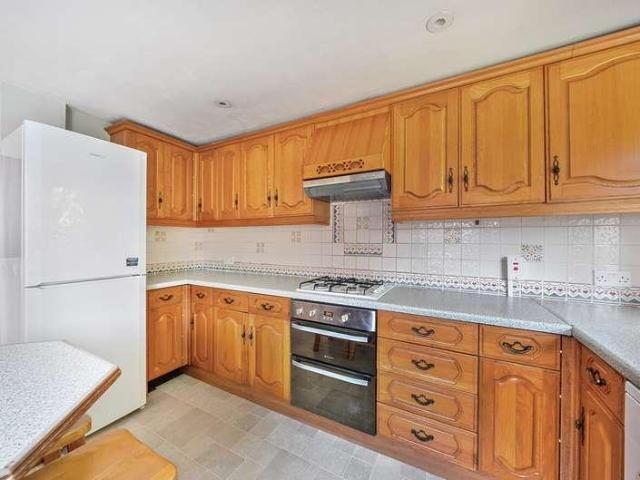 House for sale in Windsor, Dedworth