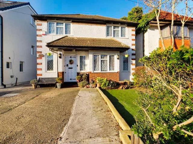 House for sale in Greater London