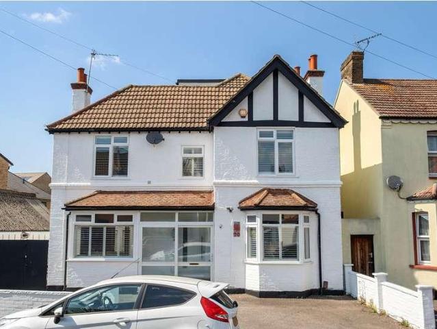House for sale in Hackbridge, Greater London