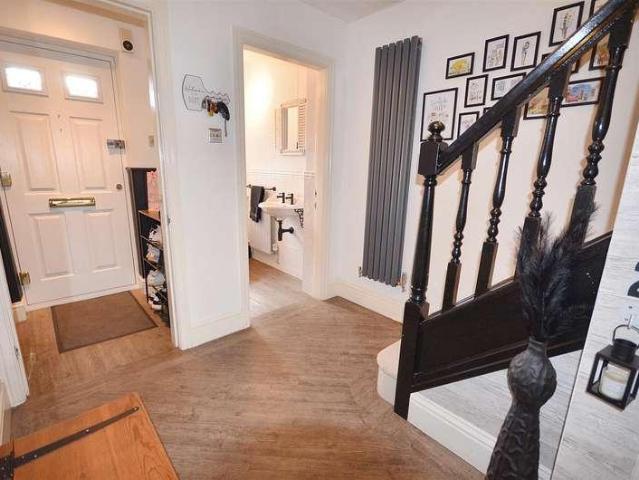 House for sale in Stone, Baswich
