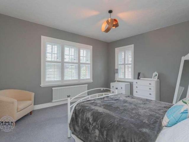 House for sale in Twiss Green, Warrington