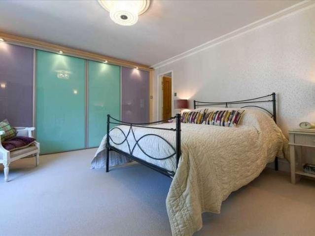 House for sale in Bridgefield, Kent