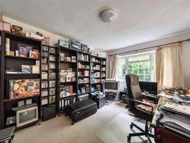House for sale in Sheerwater, Woking