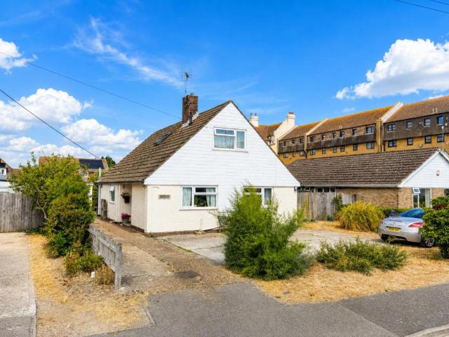House for sale in Littlestone on Sea, Folkestone