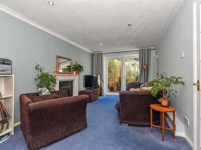 House for sale in Kingswood, Midway