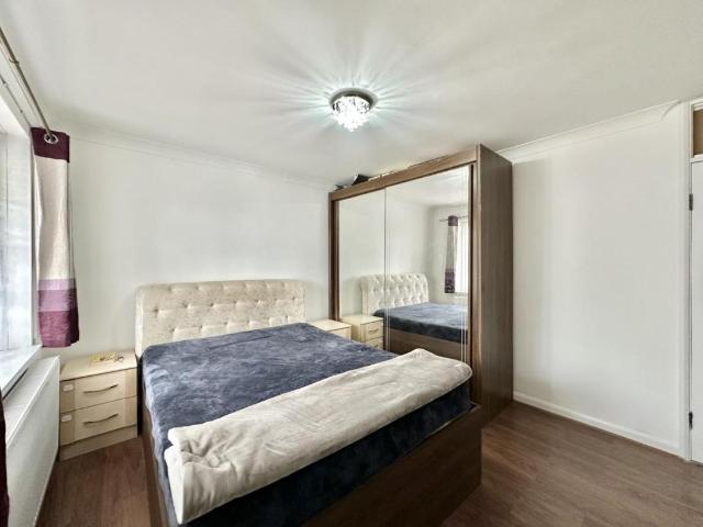 House for sale in Greater London