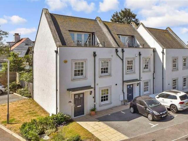 House for sale in Oxenden, The Bridge