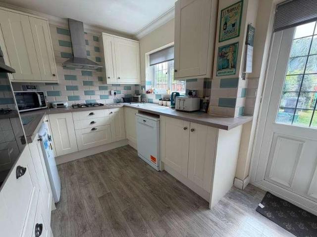 House for sale in Napsbury Park, Five Acres
