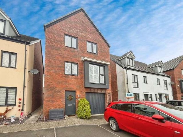House for sale in Barry Island, Barry