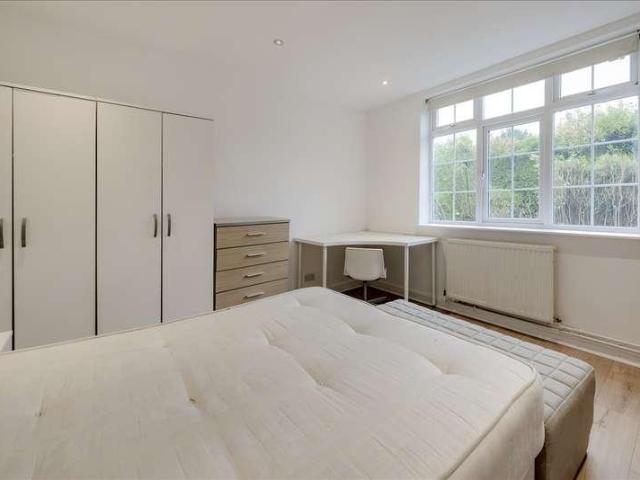 House for sale in Greater London