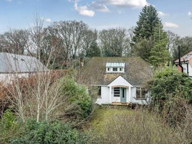 House for sale in Compton, Fole