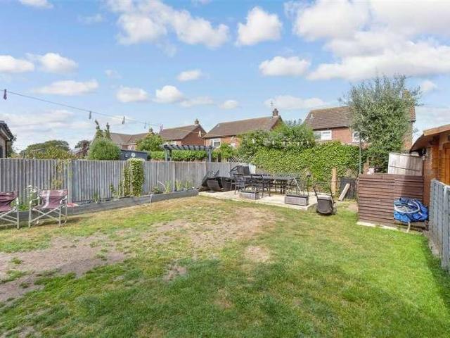 House for sale in Herne and Broomfield, The Bridge