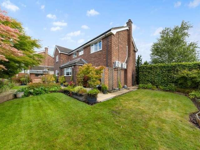 House for sale in Twiss Green, Warrington