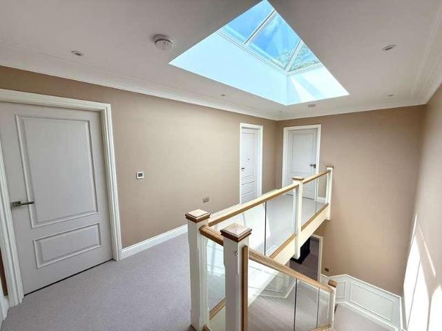 House for sale in Winkfield Street, Warfield