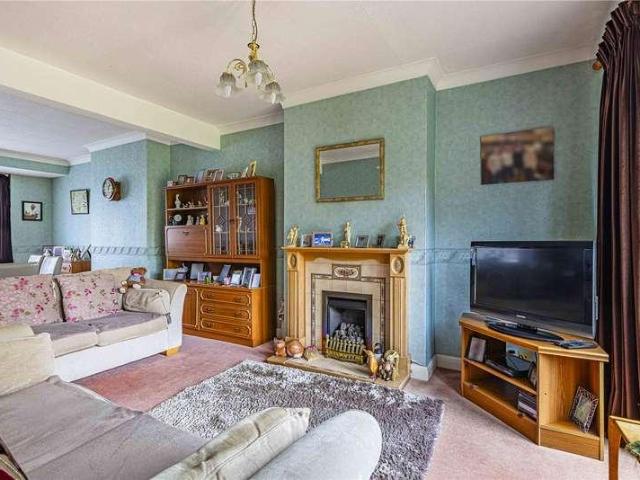 House for sale in Elstree and Borehamwood, Borehamwood