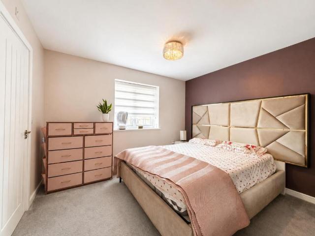 House for sale in Hinxhill, Bridgefield