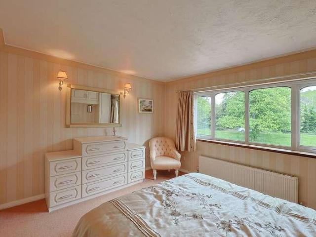 House for sale in Stourbridge, West Midlands