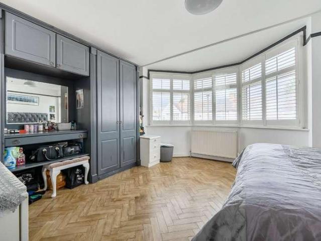 House for sale in Enfield Highway, Greater London