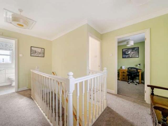House for sale in Wheatpieces, Pamington