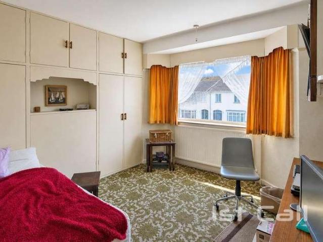 House for sale in Alton Barnes, Essex