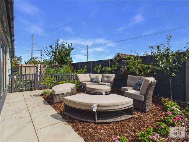 House for sale in Old Kesgrave, Eastbridge