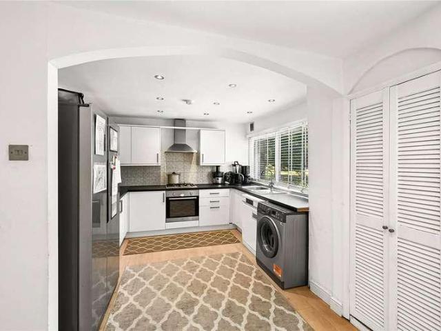 House for sale in Hayes, Greater London