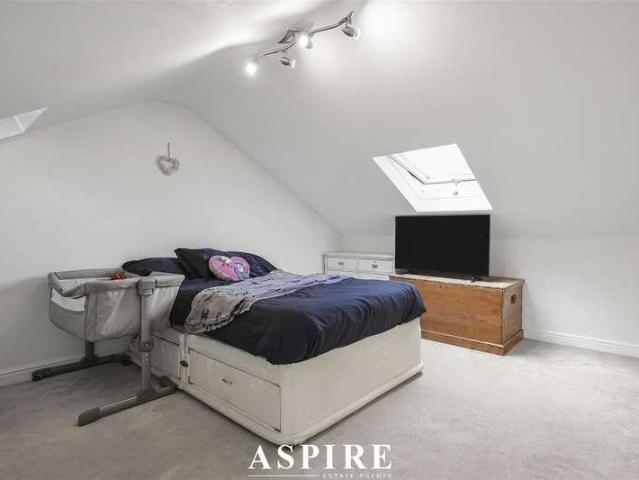 House for sale in Southend City Centre Neighbourhood, Southend-on-Sea