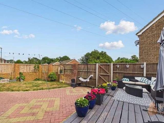 House for sale in Fishersgate, West Sussex