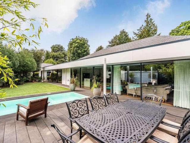 House for sale in St James, Sandown Park